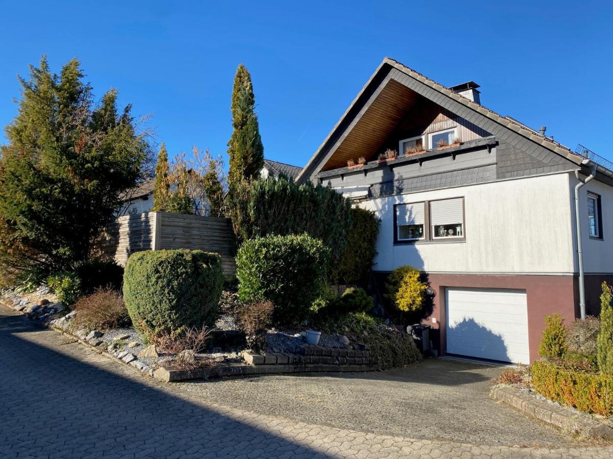 Ferienwohnung Mit Loggia Warstein Esterno foto